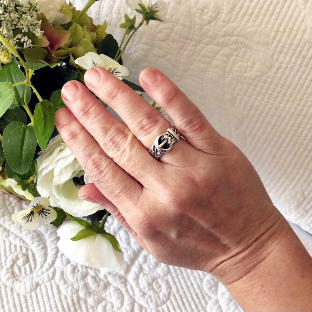 James Avery Floral Belt & Buckle Ring Size 7